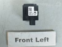 Land Rover Discovery Kytkin (oven lukko) Varaosakoodi: LR059767 
Korityyppi: Linnamaastur