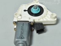 Mercedes-Benz A (W169) Lasinnostimen moottori, oikea taka Varaosakoodi: A1698202042
Korityyppi: 5-ust luu...