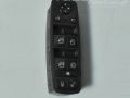 Mercedes-Benz A (W169) Lasinnostimen kytkin, vasen (etu-) Varaosakoodi: A1698206610 -> A169820661064
Kori...