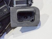 Volkswagen Caddy (2K) Lukkolaite, vasen (etu) Varaosakoodi: 5K1837015E
Korityyppi: Mahtuniver...