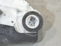 Toyota Yaris Lukkolaite, oikea (taka) Varaosakoodi: 69050-0D310
Korityyppi: 5-ust luu...