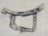 Volkswagen Passat (B7) Puskurin kiinnitys, taka oikea (farmari) Varaosakoodi: 3AF807378
Korityyppi: Universaal
...