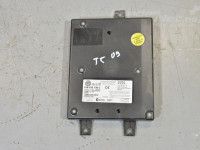 Volkswagen Transporter (T5, Caravelle, Multivan) Puhelin ohjausyksikkö Varaosakoodi: 1K8035730D
Korityyppi: Istmetega ...