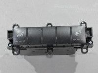 Mercedes-Benz B (W245) Ohjauspaneeli painikkeilla (penkinlämmittimet) Varaosakoodi: A1698208510
Korityyppi: 5-ust luu...