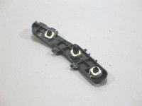 Toyota Avensis (T27) 2008-2018 Puskurin kiinnitysrauta, taka oikea (sed.) Varaosakoodi: 52577-05010