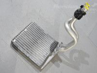 Volkswagen Scirocco Lämmönvaihdin Varaosakoodi: 3C0819031A
Korityyppi: 3-ust luuk...