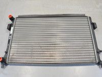 Volkswagen Golf 6 2008-2013 Moottorin jäähdytin (1.2 bensiini) Varaosakoodi: 1K0121251CL