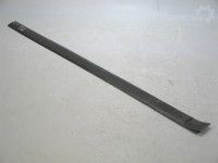 Volvo S40 1996-2003 Etuoven lista, oikea Varaosakoodi: 30803403