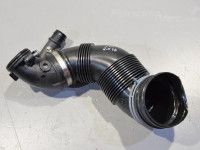 Volkswagen Golf Sportsvan Kumipalje / Letku (2.0 diesel) Varaosakoodi: 5Q0129654J
Korityyppi: 5-ust luuk...