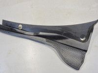 Volkswagen Polo Rintapelti, vasen Varaosakoodi: 1K8819403E
Korityyppi: 5-ust luuk...