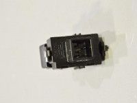 Toyota Corolla Verso Lasinnostimen kytkin, oikea (taka) Varaosakoodi: 84810-0F010