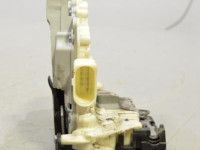 Volkswagen Passat (B7) Lukkolaite, vasen (etu) Varaosakoodi: 3C1837015A
Korityyppi: Universaal