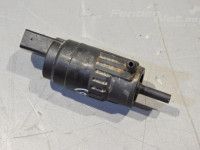 Volkswagen Amarok Pesimen pumppu, tuulilasi Varaosakoodi: 1K5955651
Korityyppi: Pikap