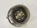 Volkswagen Touran Lämmittyslaitteen puhallin Varaosakoodi: 3C1820015AA
Korityyppi: Mahtunive...