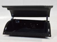 Volkswagen Transporter (T5, Caravelle, Multivan) Hansikaslokero kansi Varaosakoodi: 7H5857121B  75R
Korityyppi: Istme...