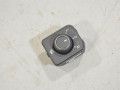Volkswagen Polo Sivuperuutuspeilin kytkin Varaosakoodi: 2G0959566B  ICX
Korityyppi: 5-ust...