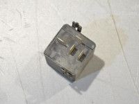 Volvo 850 1991-1997 Lasinlämmittimen rele Varaosakoodi: 6848215