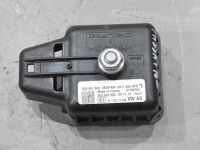 Volkswagen Passat (B8) Varkaus varoitus Varaosakoodi: 5Q0951605
Korityyppi: Universaal