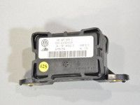 Volkswagen Golf 5 Kiihtyvyys ja viipottaa anturin Varaosakoodi: 1K0907655B
Korityyppi: 5-ust luuk...