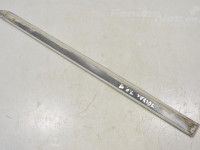 Volkswagen Touran Takaoven lista, oikea Varaosakoodi: 1T0853754E  9B9
Korityyppi: Mahtu...