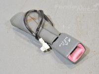 Toyota Hilux Turvavyölukko / Rajoitin, oikea etu Varaosakoodi: 73230-0K030-B0
Korityyppi: Pikap
...