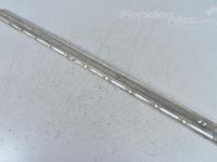 Audi A6 (C5) Etuoven lista, oikea Varaosakoodi: 4B0853960D  7DL
Korityyppi: Unive...