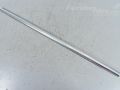 Volkswagen Passat (B7) Oven lasi lista, vasen (kromi) Varaosakoodi: 3AF839475B  7Z7
Korityyppi: Unive...