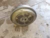 Mercedes-Benz 200 - 500 / E (W124) 1995 Siduri komplekt koos kahemassilise hoorattaga org.LUK