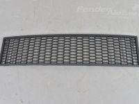 BMW 5 (F10 / F11) 2010-2017 Puskurin säleikkö (keskellä) Varaosakoodi: 51117903894
Lisämerkinnät: Uusi a...