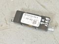 Volkswagen Passat Antennin vahvistin, oikea Varaosakoodi:  3C9035552A
Korityyppi: Universaa...