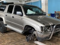 Toyota Hilux 2003 - Auto varaosat