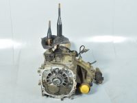 Mitsubishi L200 vahekast Varaosakoodi: 3242A015
Korityyppi: Pikap